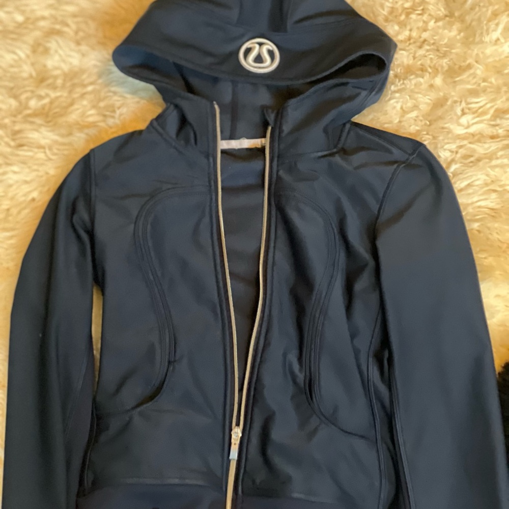lululemon athletica Women's Navy Scuba hood lightweight jacket